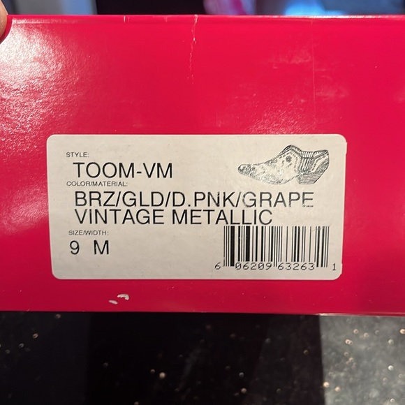 BCBGirls “Toom” Vintage Style Boho Western Ankle Booties. Size 39/9b - Picture 4 of 4